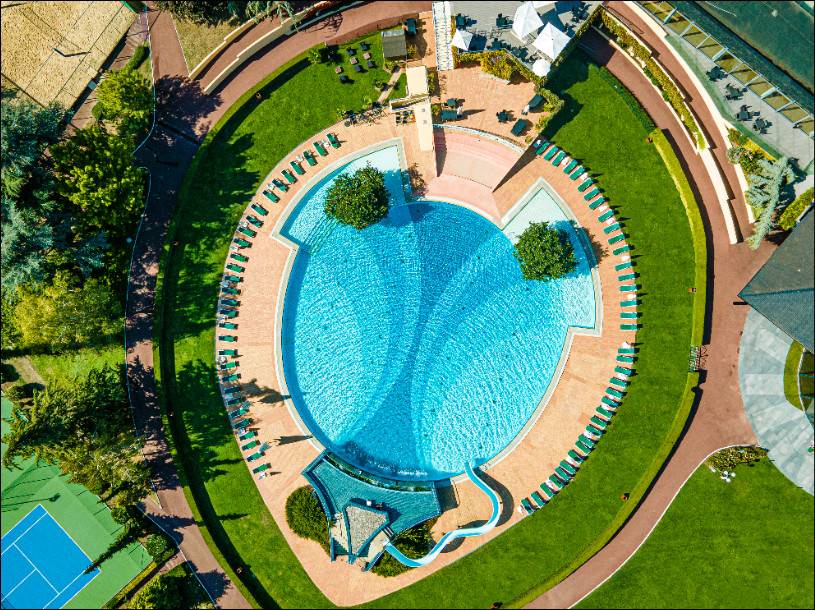 complexe-les-pyramides
